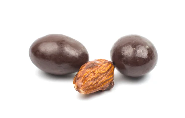 Almond lezat dalam coklat — Stok Foto