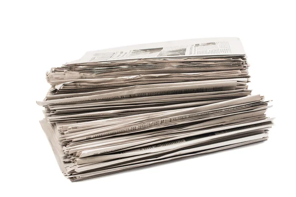 Stapelen van oude kranten — Stockfoto