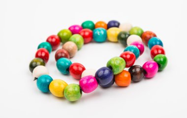 renkli ahşap boncuk 