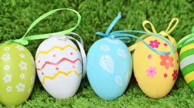 Paskalya yumurtalarının videosunu kapat