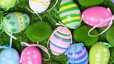 Paskalya yumurtalarının yakın çekim videosu