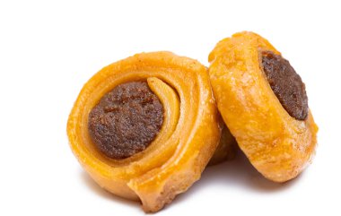 Tulumba beyaz arkaplanda izole edildi