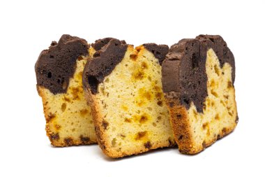 panettone beyaz arkaplanda izole edildi