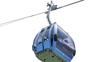 Füniküler kabin beyaz arkaplanda izole edildi