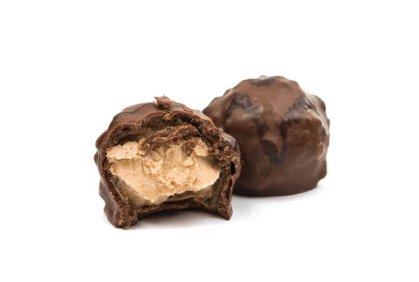 Chocolade snoepjes geïsoleerd — Stockfoto