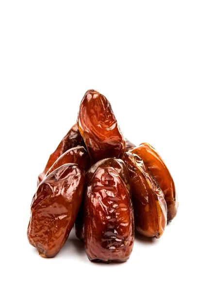 Dates fraîches sur fond blanc — Photo