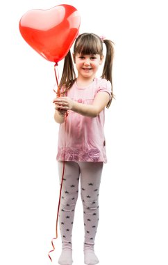 izole kalp balon ile kız 