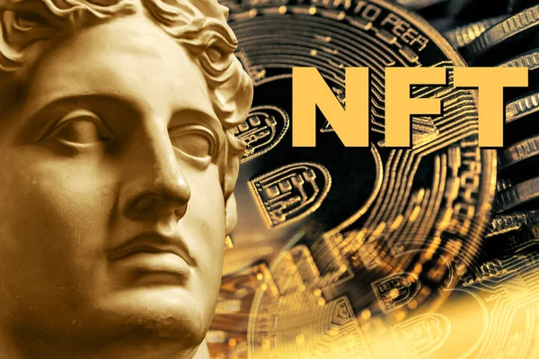 NFT Non fungible token. Konzept der Kryptokunst. Technologie, die einzigartige Sammlerstücke, Spielfiguren, Blockchain-Vermögenswerte und digitale Kunstwerke verkauft. Zukunft des Kunstmarktes. Kryptowährungen und elektronischer Handel. — Stockfoto