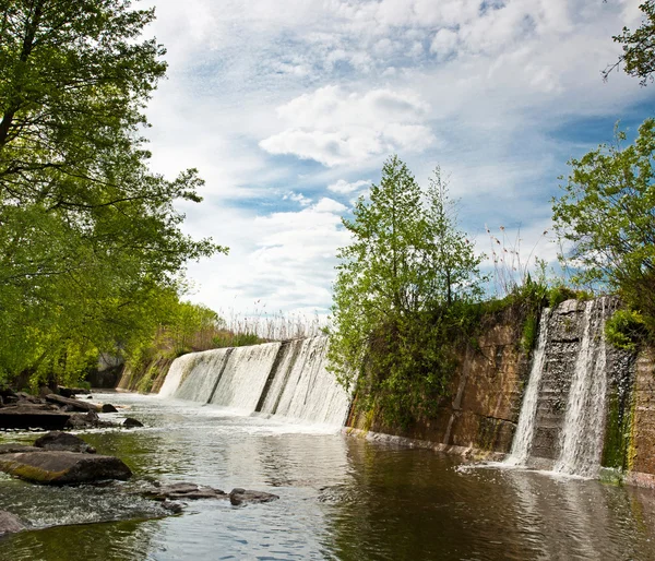 La hermosa cascada —  Fotos de Stock