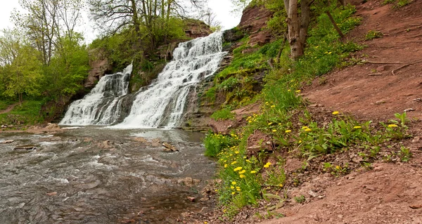 Καταρράκτης - Dzhurinskiy Falls — Φωτογραφία Αρχείου