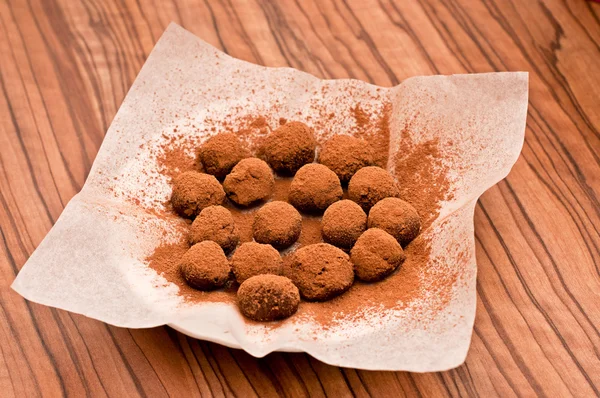 Homemade chocolate truffles — Stock Photo, Image