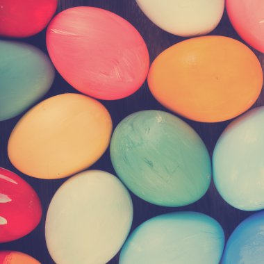 Renkli Paskalya yumurtaları