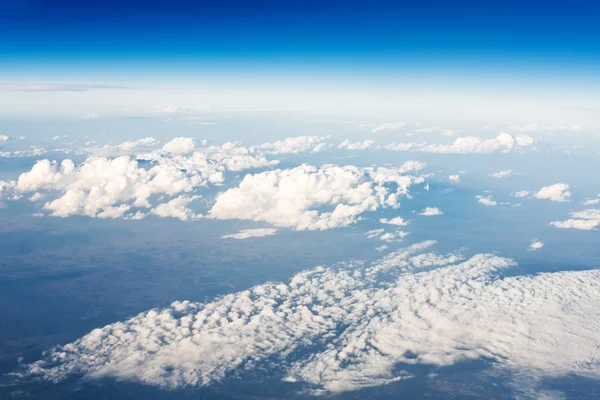 Vista aerea sopra le nuvole — Foto Stock