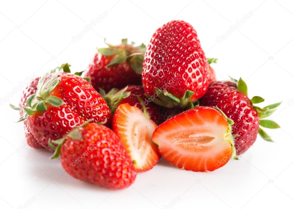 Ripe red strawberries 