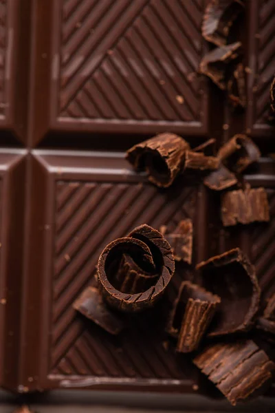 Koyu Çikolata Bukleler Parçaların Bileşimi — Stok fotoğraf