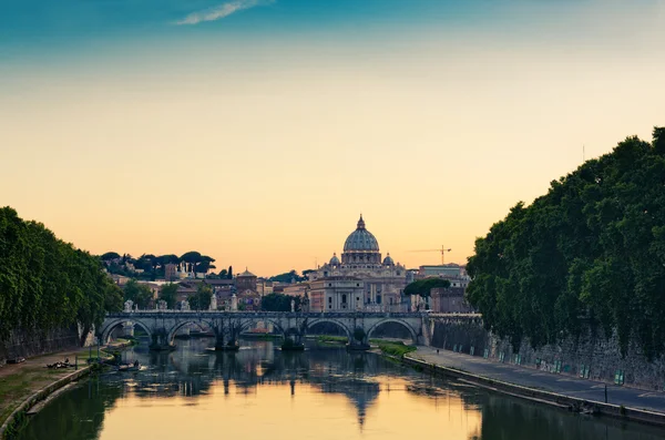Der Petersdom in Rom, Italien — Stockfoto