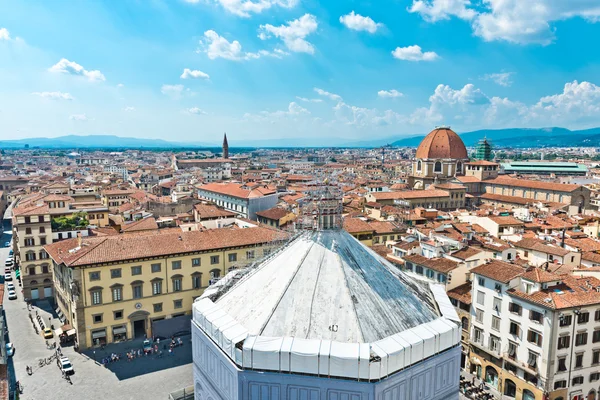 Uma vista sobre os telhados de Florença — Fotografia de Stock