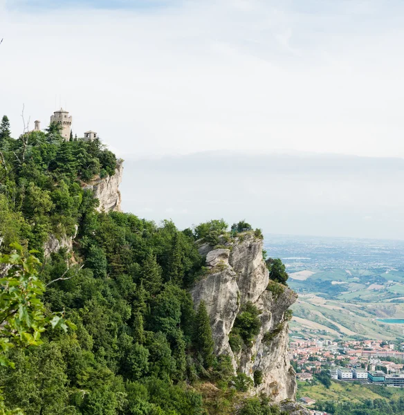 Segunda torre de San Marino: la Cesta o Fratta — Foto de Stock