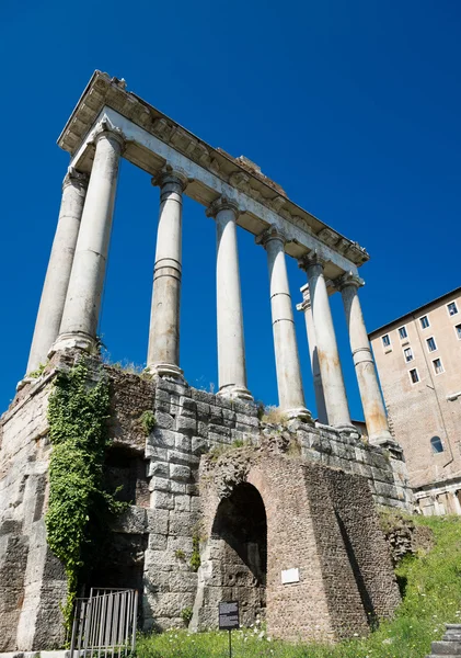 Římské ruiny v Římě, forum — Stock fotografie