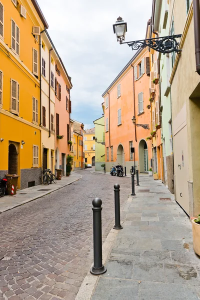 Vista sulla strada a Parma. Italia Foto Stock