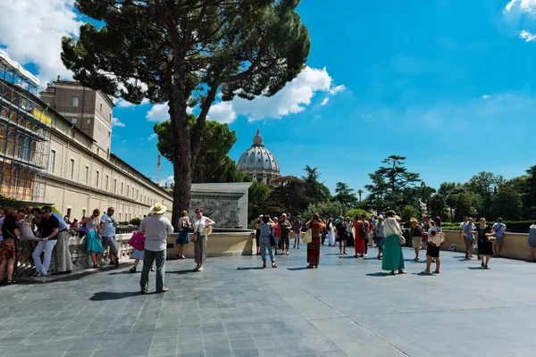 Pessoas no Vaticano — Fotografia de Stock