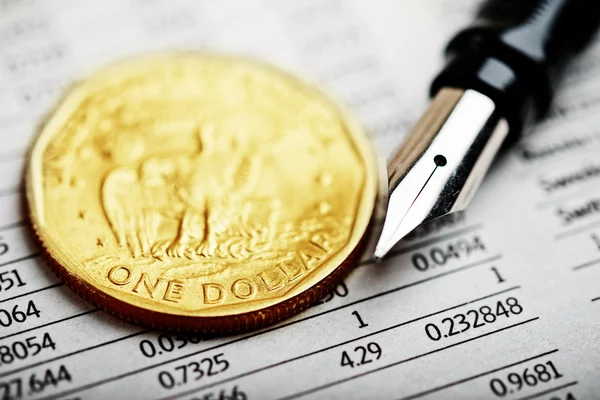 American coin and financial report — Stock Photo, Image