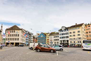 Zürih'te cadde görünümü