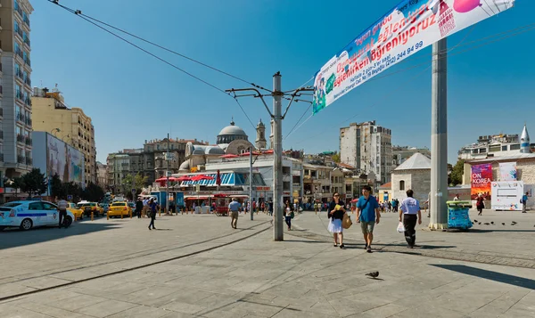 İnsanlar Istanbul'da — Stok fotoğraf