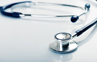 sağlık stetoskop veya phonendoscope