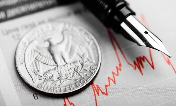 American coin on fluctuating graph — Stock Photo, Image