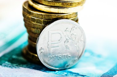 Yığın Rus ruble