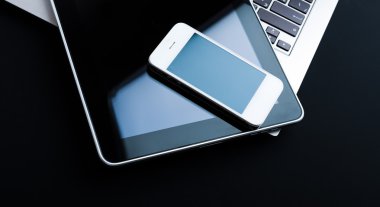 Klavye ile telefon ve tablet pc
