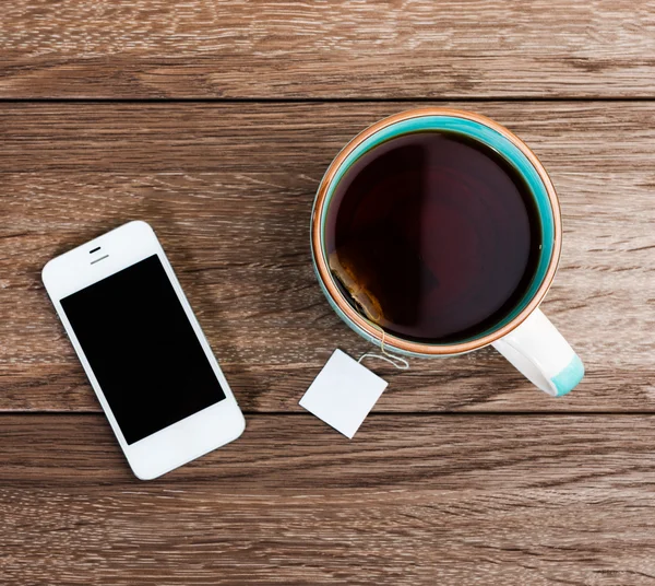 Tasse de thé au bureau — Photo