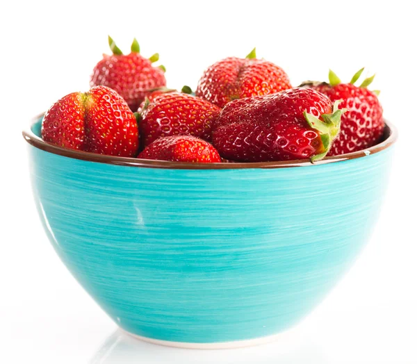 Bowl of ripe fresh strawberries — Stock Photo, Image