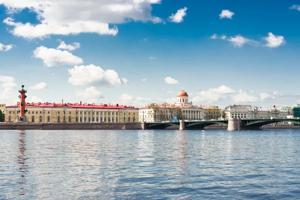 Neva Fluss schöne Aussicht — Stockfoto