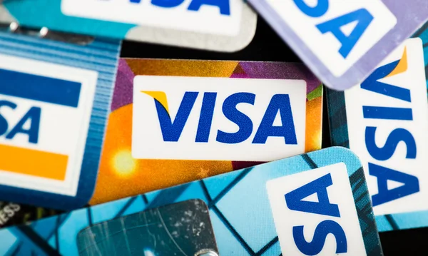 Stapel von Visa-Kreditkarten — Stockfoto