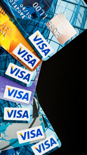 Visa kredi kartları yığını — Stok fotoğraf