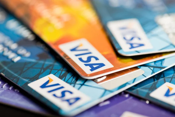 Stapel von Visa-Kreditkarten — Stockfoto