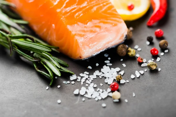 Fresh salmon with spices — Stock Photo, Image