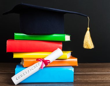 Bir kolej ve mezuniyet kaydırma