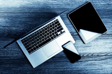 Klavye ile telefon ve tablet pc