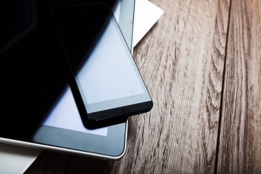 Klavye ile telefon ve tablet pc