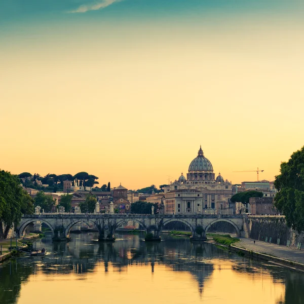 St. Peter's cathedral in Rome, Italy — Stock Photo, Image