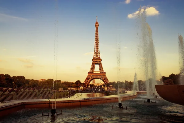 Tour Eiffel célèbre — Photo