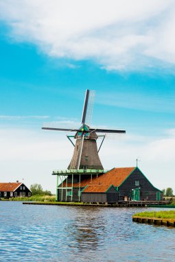 Zaanse Schans'a yel değirmeni