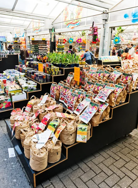 Цветочный рынок Амстердама — стоковое фото
