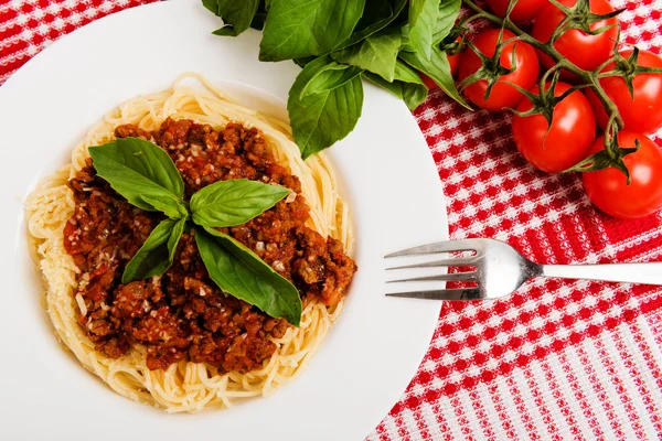 Pasta con carne e verdure — Foto Stock