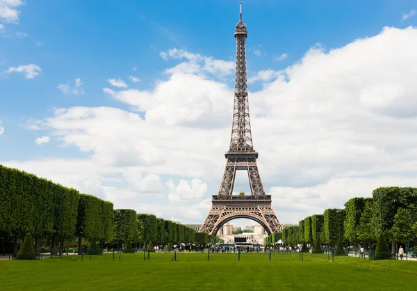 Eiffel tower in Paris — Stock Photo, Image