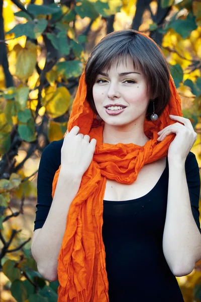 Autumn fashion girl — Stock Photo, Image