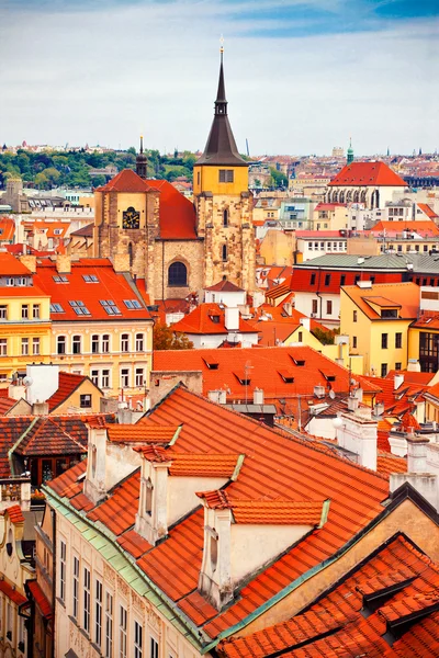 Prag çatılar için göster — Stok fotoğraf